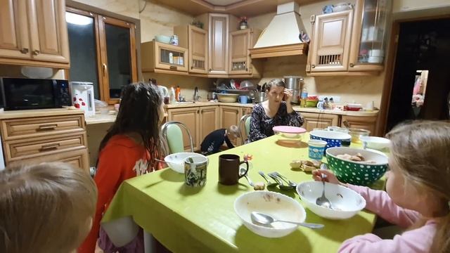 Что такое ЖАТВА?Утренние сборы, СНОВА ШКОЛА смотреть онлайн