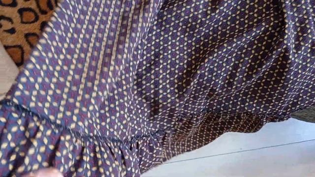 Обзор одежды со свалки 01.11.2023. Материал для ланчматов и покрывал в стиле пэчворк смотреть онлайн