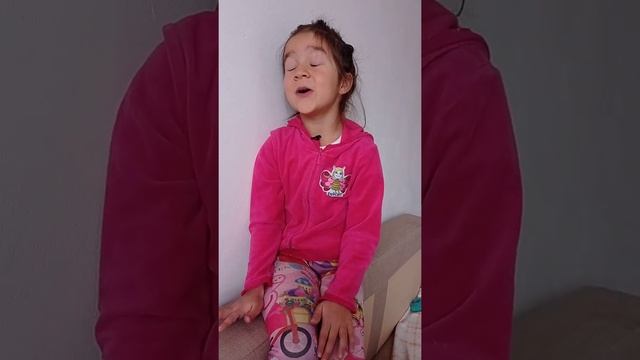 пробный. читает Халитова Амина 5 лет. стих Маленький зайчонок смотреть онлайн