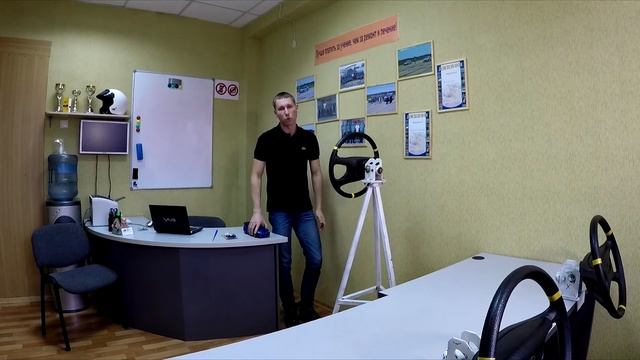 Безопасное вождение автомобиля. Часть 4. Торможение автомобиля без ABS. смотреть онлайн