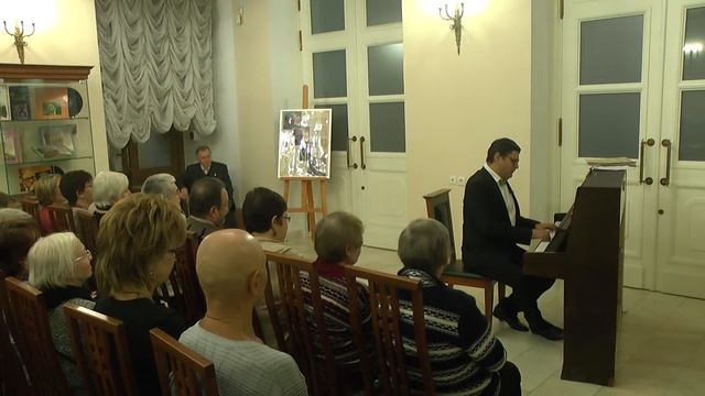 01-Бетховен. Сурок (Гёте-С.Заяицкий). Д.Степанович. Беседа смотреть онлайн