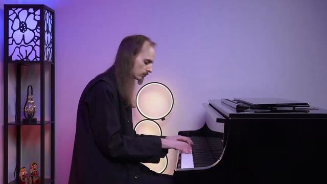 Таривердиев – «Дороги» _ из фильма «Семнадцать мгновений весны» _ Исполняет монах Авель смотреть онлайн