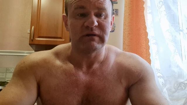 Нужен ли тренер для занятий спортом.