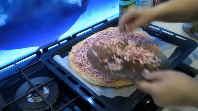 ПРОСТО ВКУСНАЯ ПИЦЦА. ДОМАШНЯЯ ПИЦЦА. ПИЦЦА В ДУХОВКЕ. ХВАТИТ ВСЕЙ СЕМЬЕ! смотреть онлайн