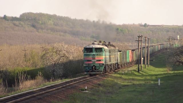 2ТЭ10М-0005 и звук 10Д100М смотреть онлайн