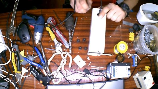 Самодельный нихромовый резак от FlYFiX смотреть онлайн