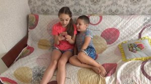 У КИРЫ заболел живот ДИМА вызвал ДОКТОРА.