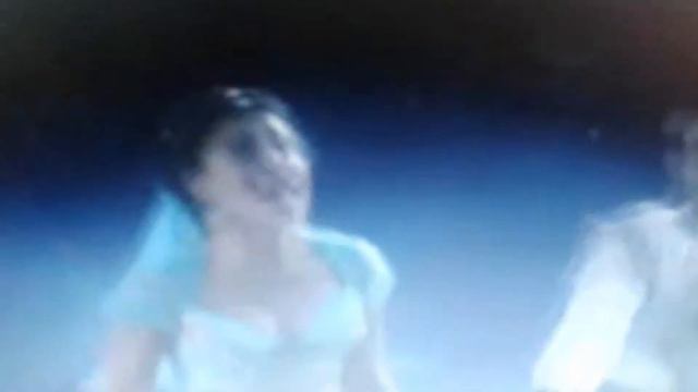 Mena Massoud, Naomi Scott -A Whole New World (Aladdin) смотреть онлайн