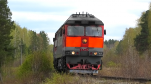 ТЭП70-0535 с пригородным поездом Алапаевск - Предтурье