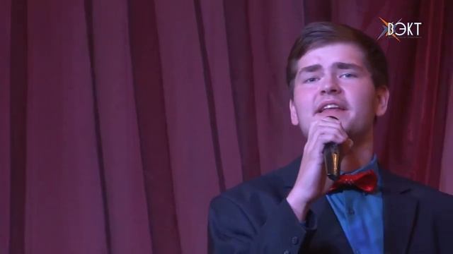 Музыка в честь малой родины. День Московской области отметили в КВЗ смотреть онлайн