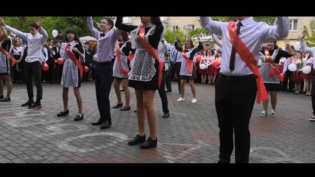 ФЛЕКСИМ НА ЛИНЕЙКЕ ПОД ДОЖДЁМ / Я не долго радовался.... смотреть онлайн