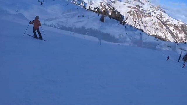 Dolomiti Superski - Arabba e Porta Vescovo смотреть онлайн