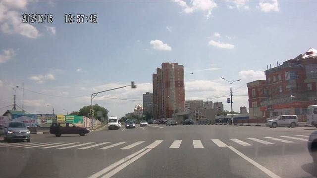 Пикирующий на дом "бомбардировщик". Жуковский смотреть онлайн