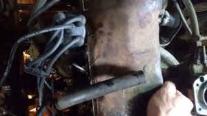 ваз 2104 первая свеча в масле. первый цилиндр неработает