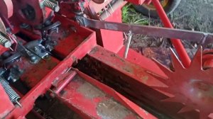 Протягивание (заправка) шпагата на пресс подборщик Велгер АП-42