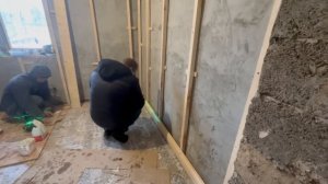 Монтаж Блок Хауса внутри бани. Внутренние отделочные работы в Карасаари! Малоэтажные дома из ЖБИ