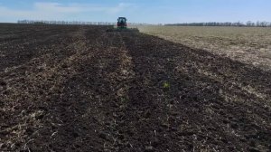 МТЗ-1222.3 первый выезд в поле после зимы с новым культиватором.