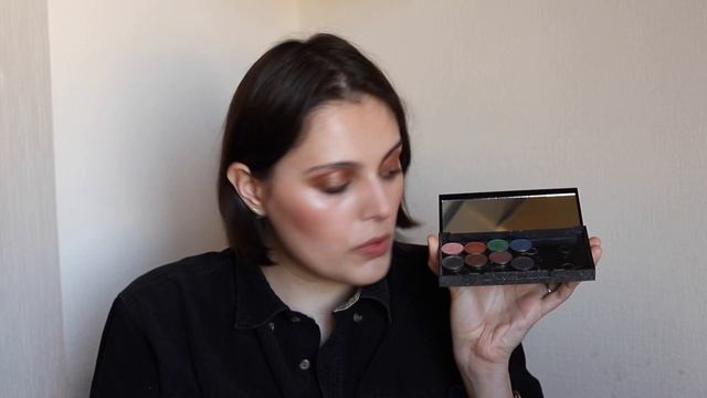 ДОСТАЕМ ТЕНИ ИЗ ПАЛЕТКИ URBAN DECAY MOONDUST // Вынимаем рефилы теней в магнитную палетку/ SLOWMO смотреть онлайн