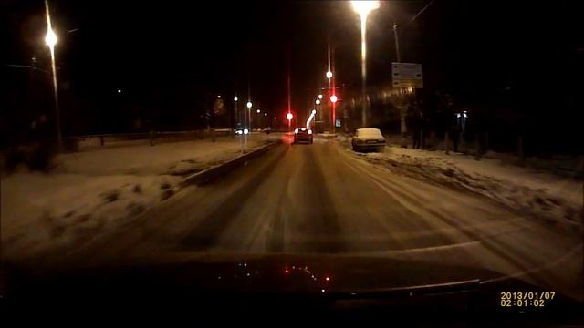 Автозаводскому быдлу не понравилась чья та машина)) смотреть онлайн