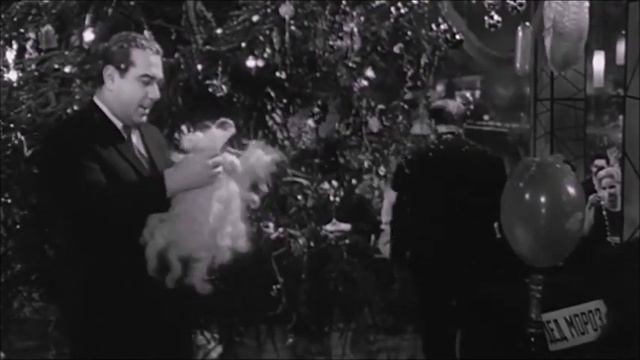 Лев Борисович Миров и Марк Владимирович Новицкий. Мы с вами участвуем в новогоднем празднике. смотреть онлайн