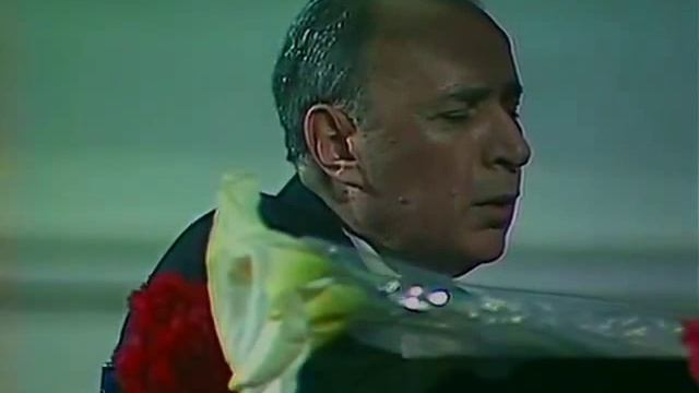 Naum Shtarkman plays Scriabin 2 Mazurkas op. 3 - video смотреть онлайн