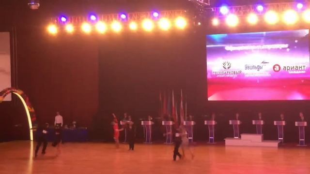 Alexashin Peter - Karakotova Natalia, Samba - Gubernator Cup Chelyabinsk 2019 WDSF Open Youth Latin смотреть онлайн