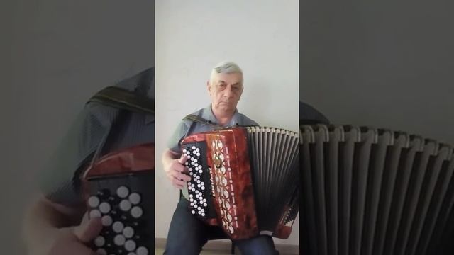 Юбер Жиро Вальс Под небом Парижа смотреть онлайн