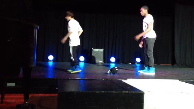 Brandon Koen Dancing смотреть онлайн