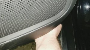 Mitsubishi Outlander 2018 - как снять обшивки (карты) дверей ?