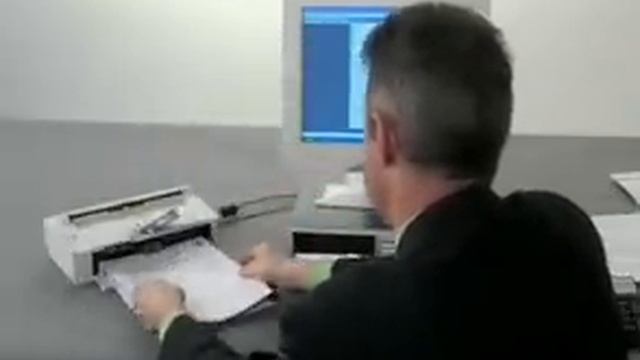 Canon DR-2580C | www.documentscanner.in смотреть онлайн