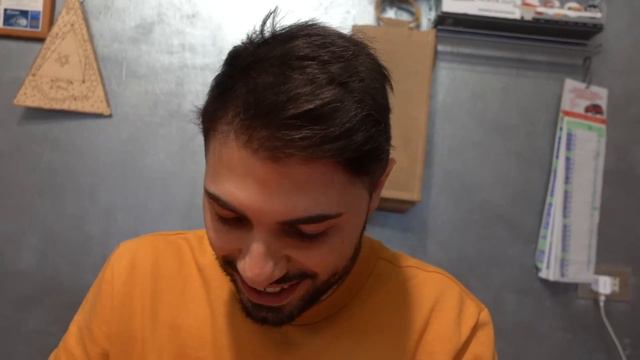 ALICE COMPRA IL NUOVO iPHONE XS Max 📱 смотреть онлайн