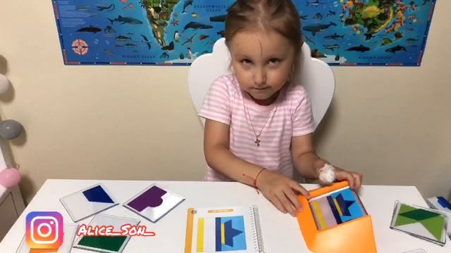 #Алиса делает обзор на игру "Цветовой код" от Bondibon смотреть онлайн