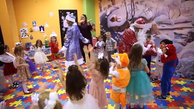 Новогодний утренник. Солнышко, 3 группа. смотреть онлайн