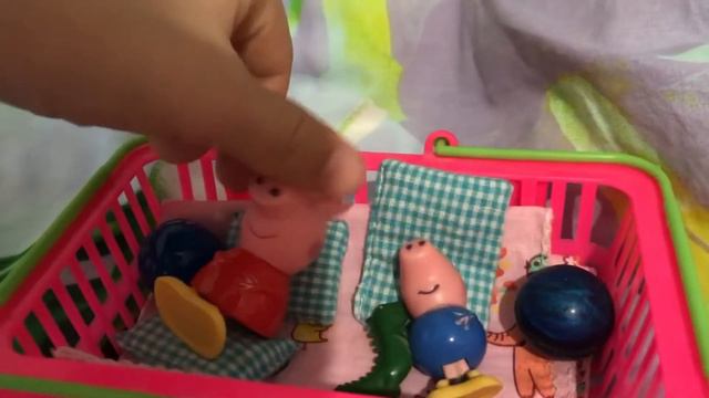 Свинка Пеппа и большой кабан😂😂😂😂😂😂😂😂😂😂😂😂 смотреть онлайн