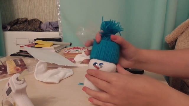Новогодний снеговик из носка своими руками часть 2. Как сделать снеговика мастер класс смотреть онлайн