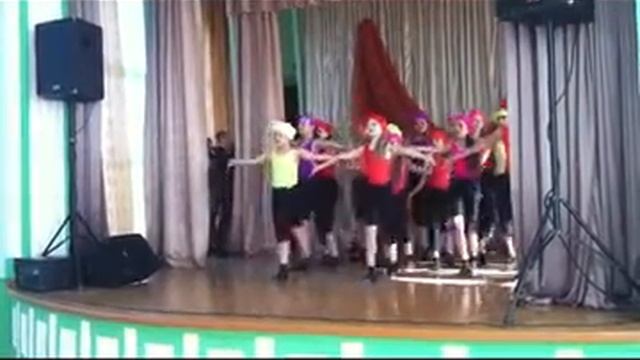 Коллектив Чудетство, Недетское время смотреть онлайн