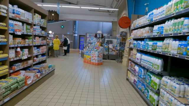 Hidden Camera Unintentional ASMR in a Huge French Supermarket ? смотреть онлайн