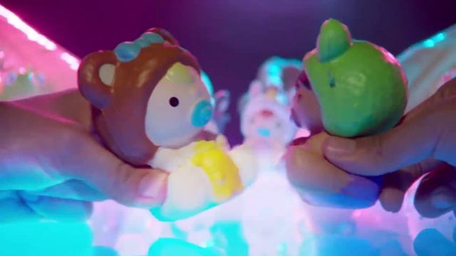 NEW Smooshy Mushy Baby! | Smooshy Mushy Toys смотреть онлайн