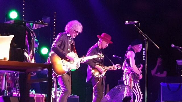 Mott The Hoople...I Wish I Was Your Mother смотреть онлайн