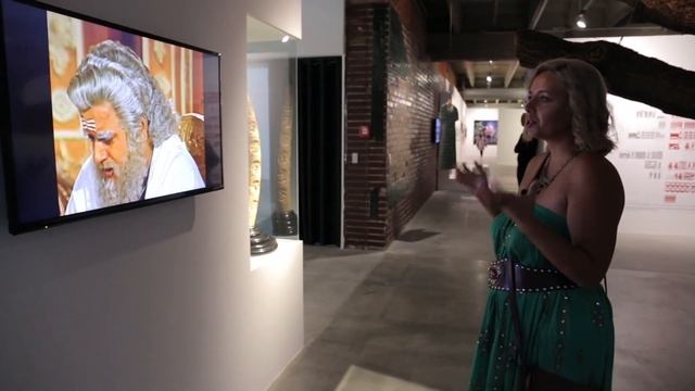 ИНТЕРЕСНАЯ МОСКВА/Музей Гараж/ Современное искусство/ Интервьюер № 1 В России смотреть онлайн