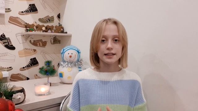 ЗАШКВАРНЫЕ НОВОГОДНИЕ ИСТОРИИ!! узнала тайну, про деда мороза... смотреть онлайн