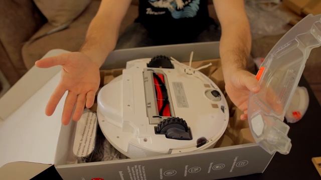 Робот пылесос Xiaomi Roborock S5 Max ( Сяоми Роборок С5 Макс ) Сухая и влажная уборка