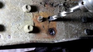 Замена кронштейна рессоры Газ 53