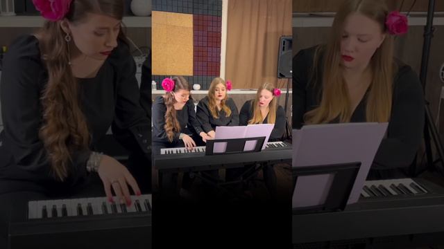 Преподаватели студии "КЛАВИШИ"🎹 смотреть онлайн