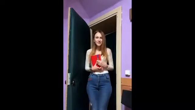 Типы людей на первом уроке вокала смотреть онлайн