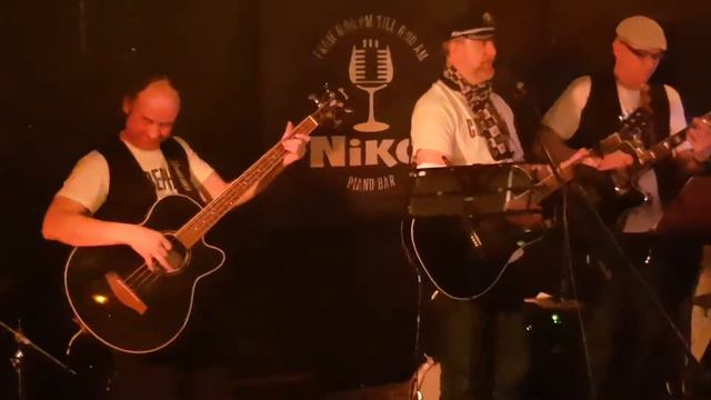 Дмитрий Калмыков (скрипка) и Лёня Ланжерон в NIKO 15.02.18 смотреть онлайн