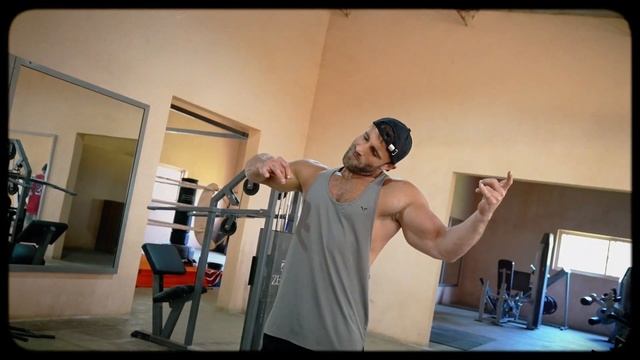 SHOULDERS - BICEPS - TRICEPS SUPERSET ???? try it out смотреть онлайн