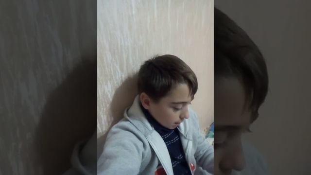 Отвечаю на вопросы незнакомых мне людей в ВК смотреть онлайн