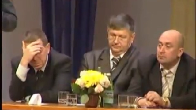 На праздновании дня милиции смотреть онлайн