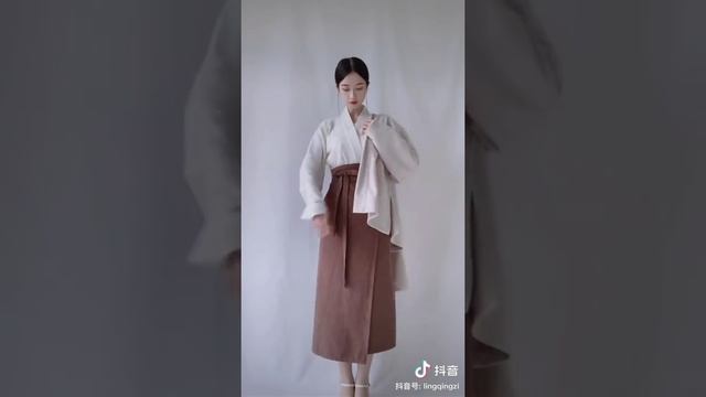 ใส่ชุดฮั่นฝู Hanfu汉服 [TikTok China] traditional dress | ชุดจีนโบราณ |ep.2| смотреть онлайн